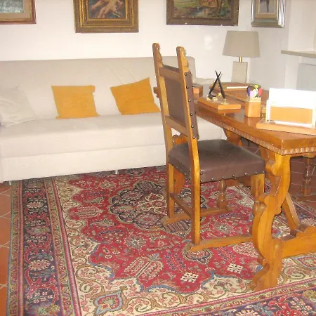 One Bedroom With Shared Pool Furnished Garden And Wifi At *