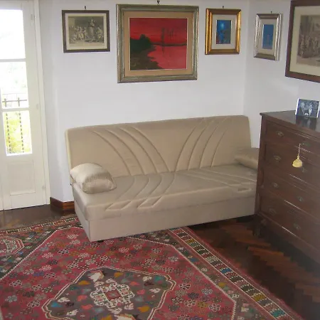 One Bedroom With Shared Pool Furnished Garden And Wifi At *