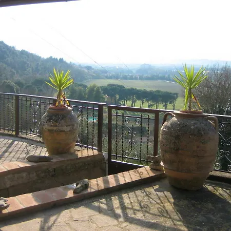 One Bedroom With Shared Pool Furnished Garden And Wifi At 토르지아노